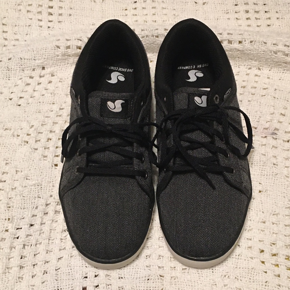 Boys DVS skate shoes